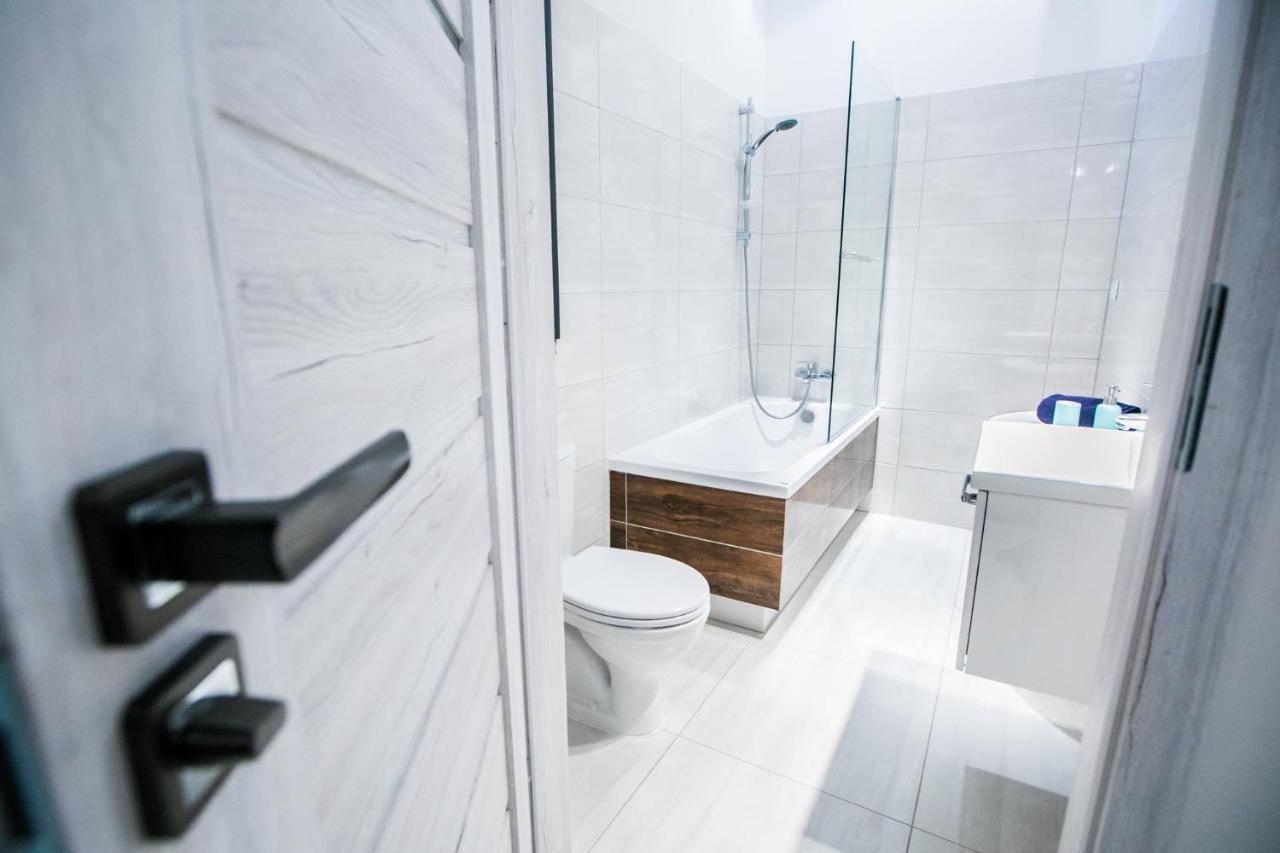 4You Apartment Torun Luaran gambar