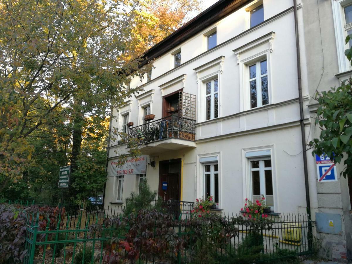 4You Apartment Torun Luaran gambar